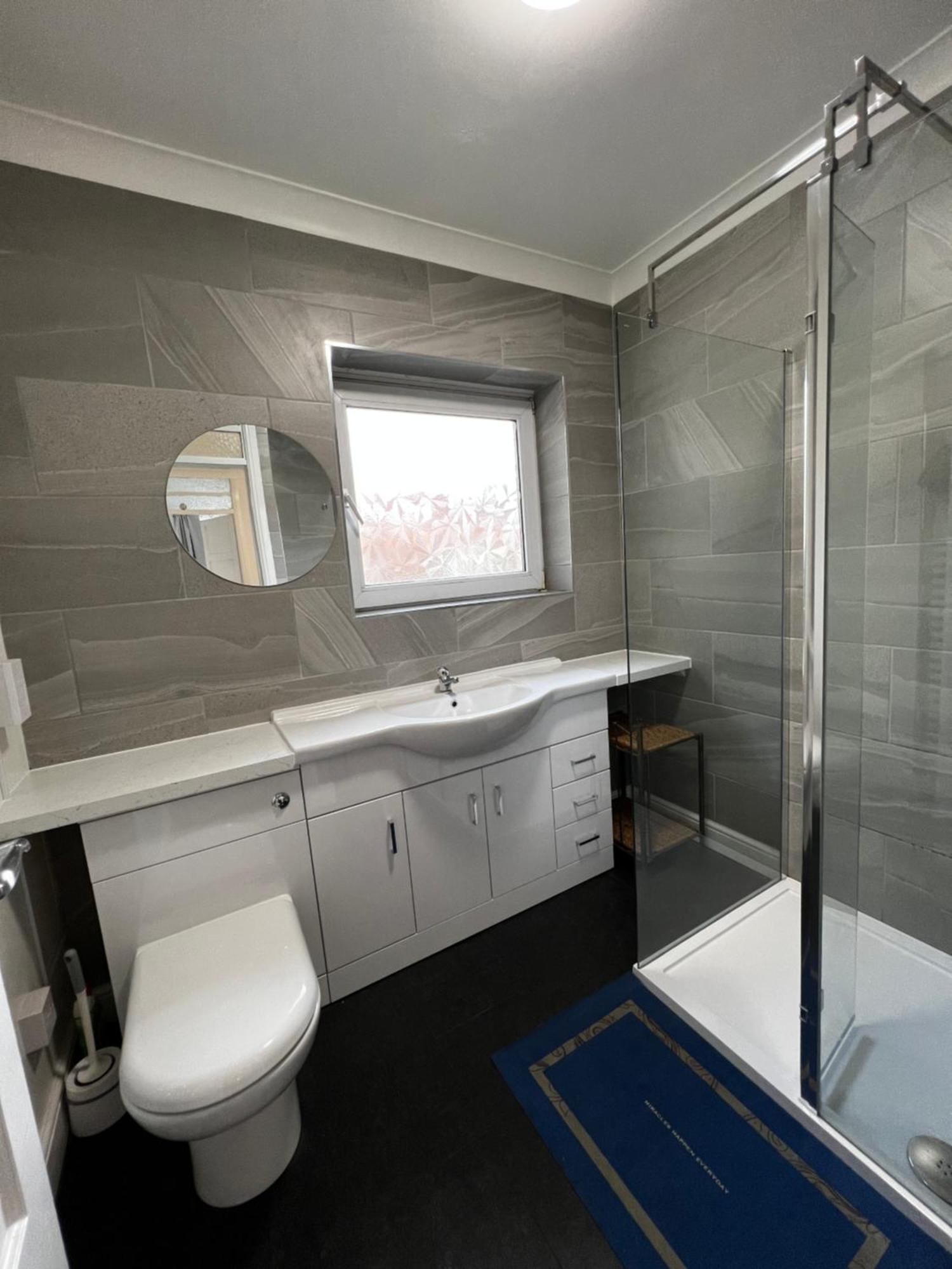 Springfield House- Near Newcastle Centre, Hospital And Keele University! Holiday home